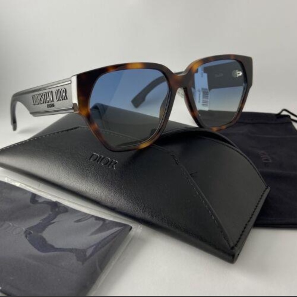 Dior sunglasses😎